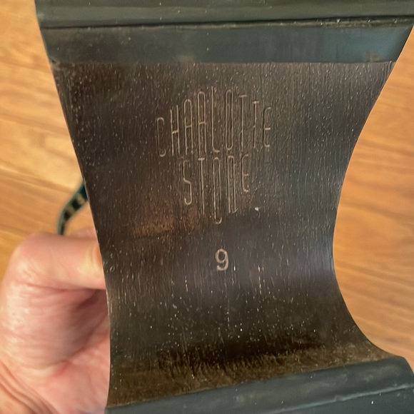 Green studded Charlotte Stone clogs size 9 - Picture 6 of 7